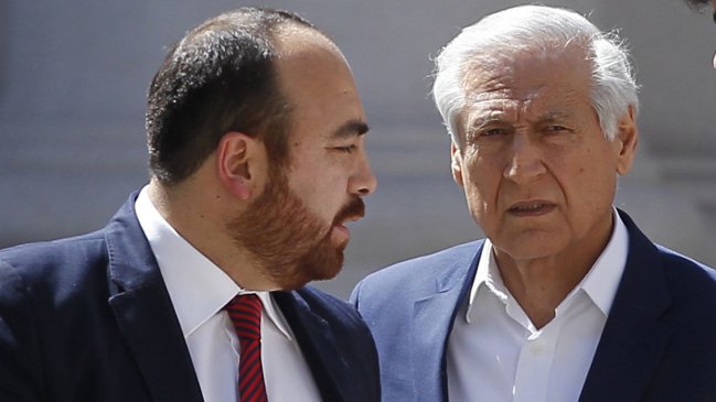 DC y PPD lamentaron decisión del FA de no ir a primarias conjuntas