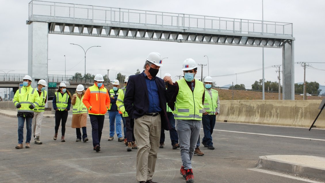 Autoridades inspeccionaron nueva plaza de pesaje en Ruta 5 Sur en Mostazal