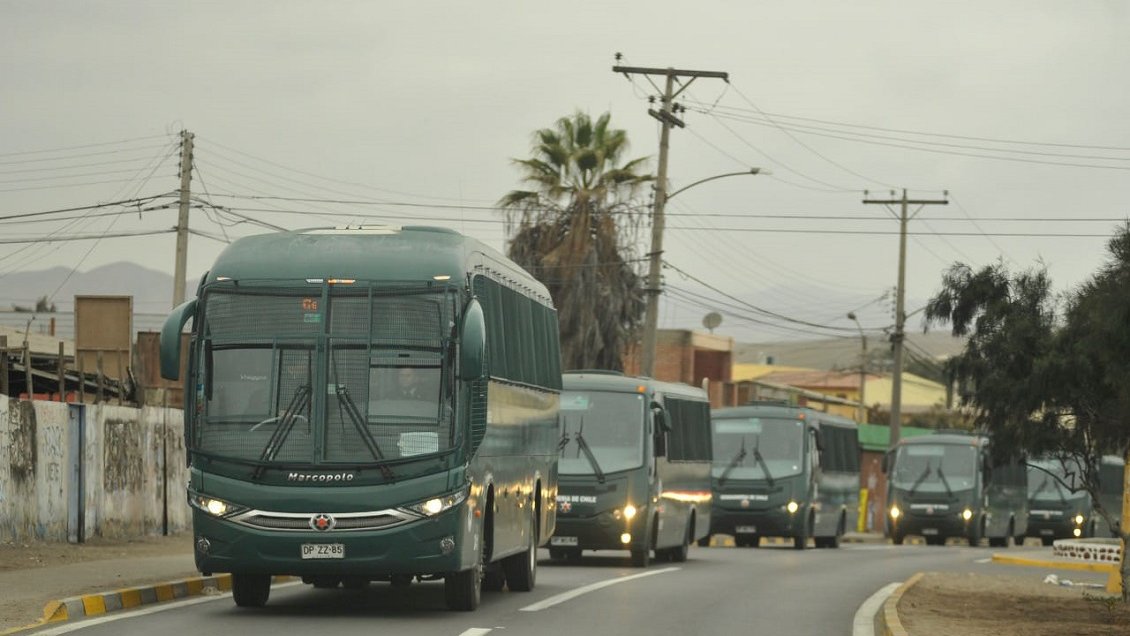 Gendarmería trasladó a 40 internos de penales de Santiago hasta Concepción