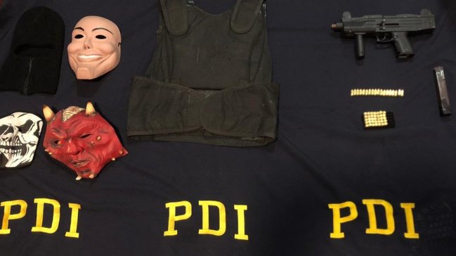 En prisión preventiva quedó banda de falsos PDI que asaltó a familia en San Felipe