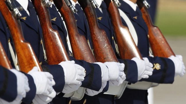 Dos soldados de la FACh fueron detenidos, acusados de lanzar piedras a carabineros