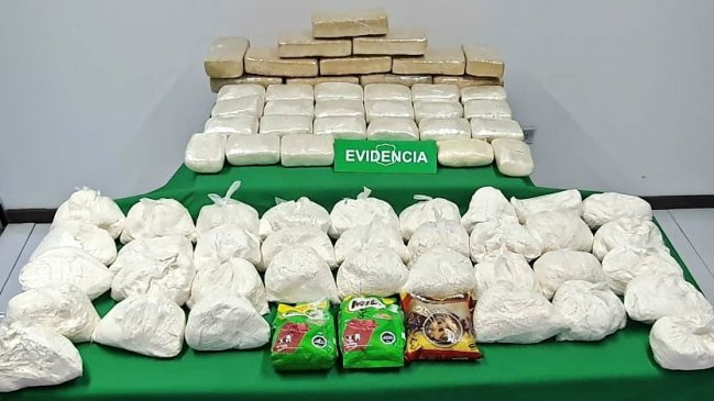 Conductor fue detenido portando 75 kilos de droga en Huara