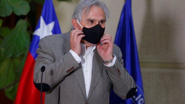 Senadores denunciarán a Moreira a Comisión de Ética por dichos contra fiscal Chong