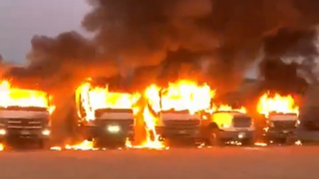 Dueño de camiones quemados en Angol: Todo el mundo sabe quiénes son los culpables