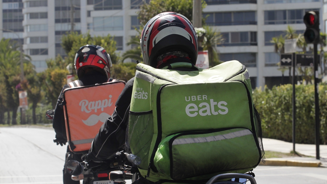 Municipios del sector oriente buscan cobrar patentes a repartidores de delivery