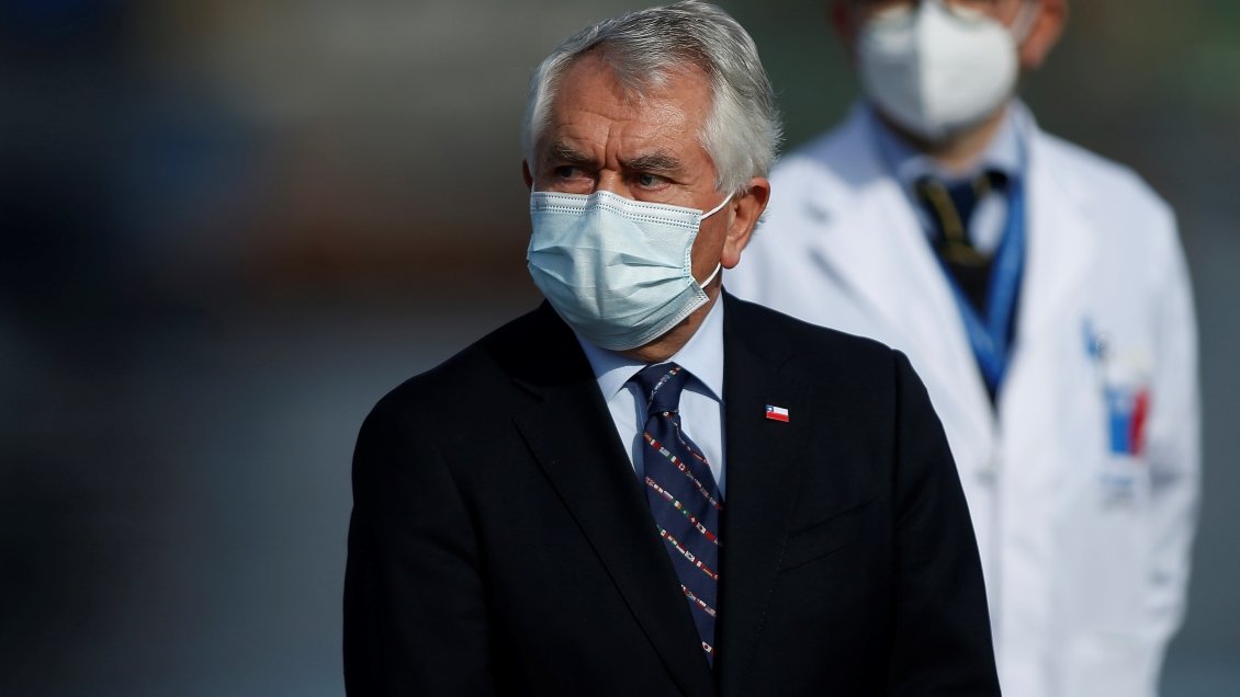 Ministro Paris: Chile ha demostrado que plan Paso a Paso y cuarentenas dinámicas funcionan