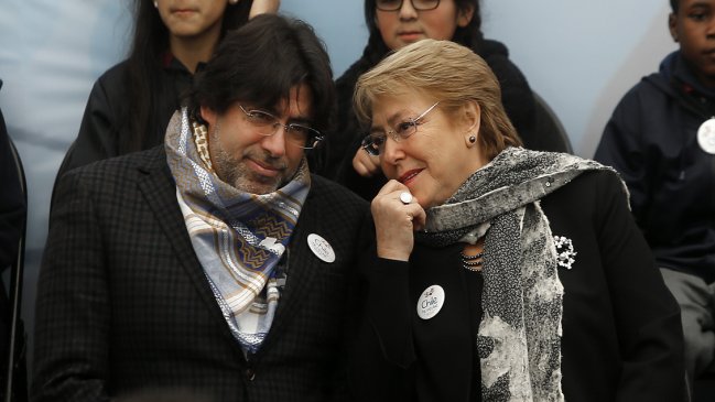 Bachelet se reunirá con Jadue en foro el próximo 19 de octubre