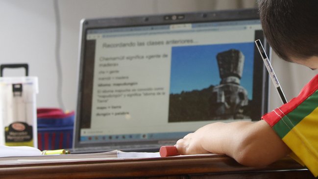 Ñuble: Más de dos mil estudiantes de la región no se conectan a clases virtuales