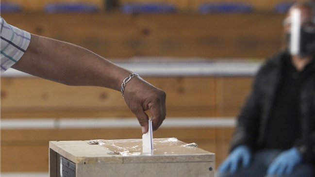 Residentes bolivianos en Calama denunciaron que no se les permitió sufragar