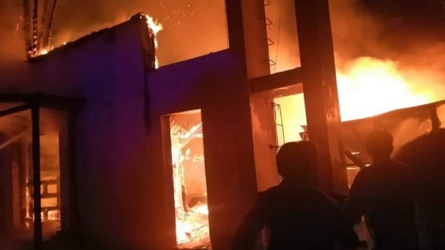 Incendio destruyó histórica capilla San Lorenzo de Cabildo durante la madrugada
