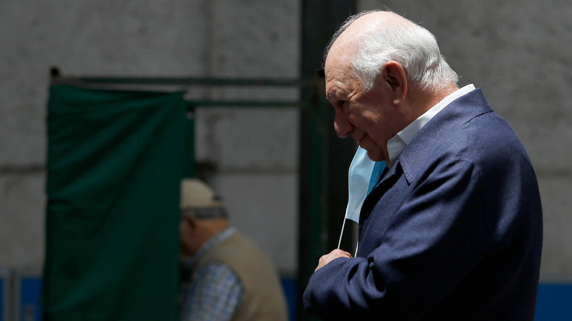 Lagos: Se debe reactivar la economía antes de comenzar la Convención Constitucional