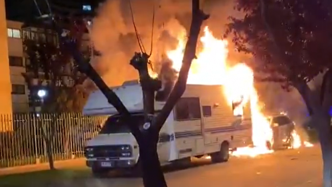 Prisión preventiva para imputados por el incendio de una camioneta y una casa rodante en Viña del Mar