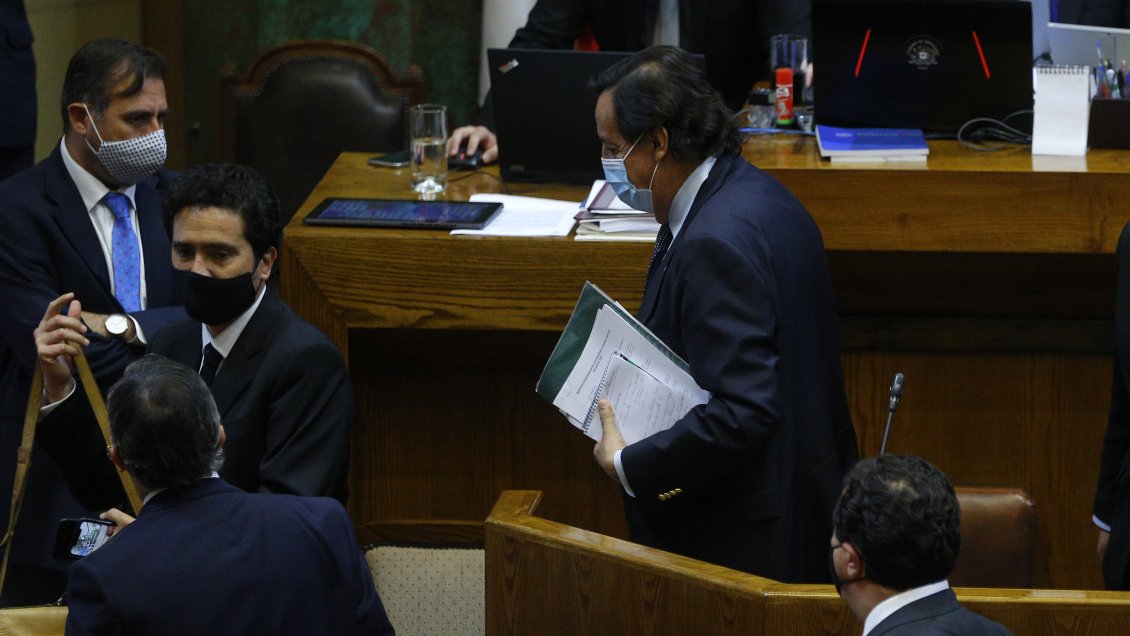 PPD: Renuncia de Víctor Pérez demuestra que el Gobierno no tiene timón y carece de rumbo