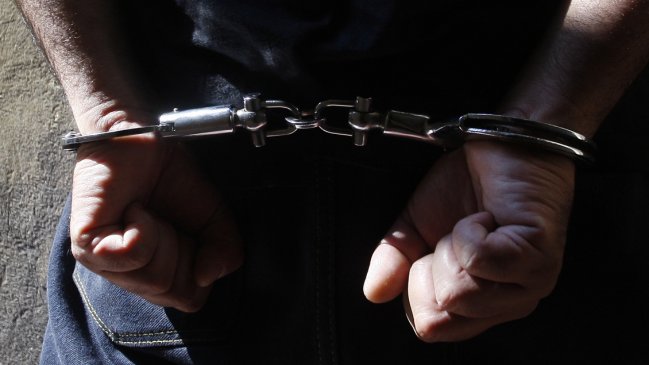 Sujeto es acusado de violar a su hija e hijastras y grabar los actos: Quedó en prisión preventiva