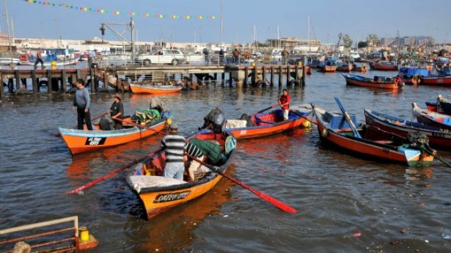 Explosión afectó a embarcación en Iquique
