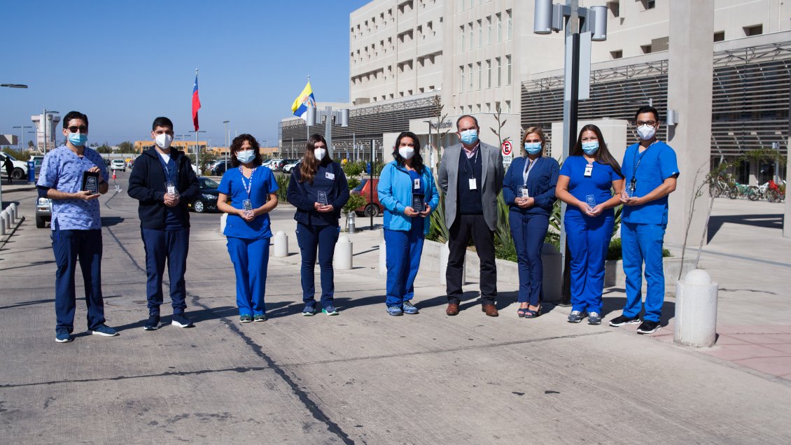 Reconocen a personal de salud de Ovalle que apoyó labores Covid-19 en Magallanes