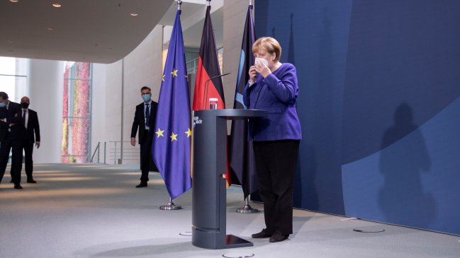   Merkel pide a Biden cooperar con la UE en la pandemia y el cambio climático 
