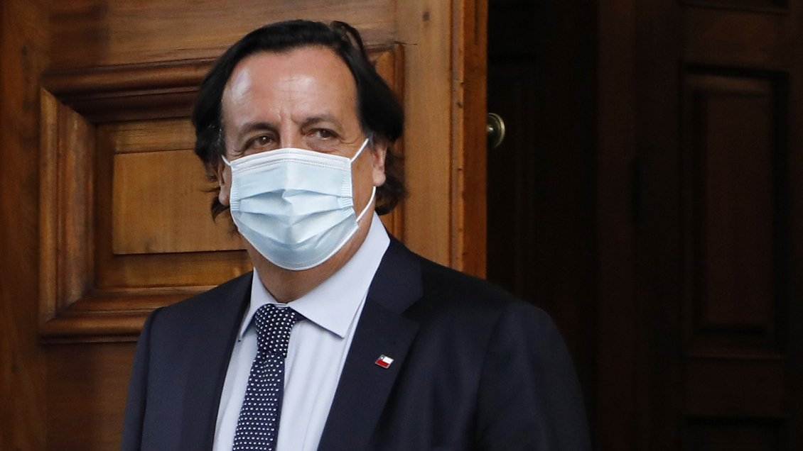 Senado debatirá el lunes la acusación constitucional contra el ex ministro Víctor Pérez