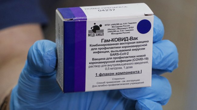 Vacuna rusa Sputnik V anuncia eficacia del 92% durante ensayos clínicos