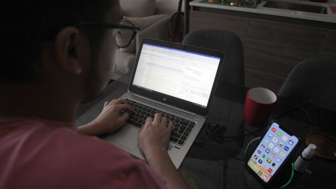 Deutsche Bank propone un impuesto del 5 % del salario de los teletrabajadores