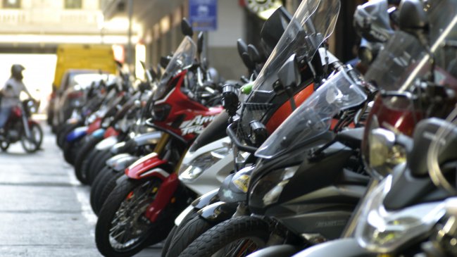 En qué fijarte al momento de comprar una moto para trabajar