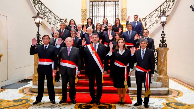 Crisis en Perú: 13 de los 18 ministros recién nombrados renunciaron a sus cargos