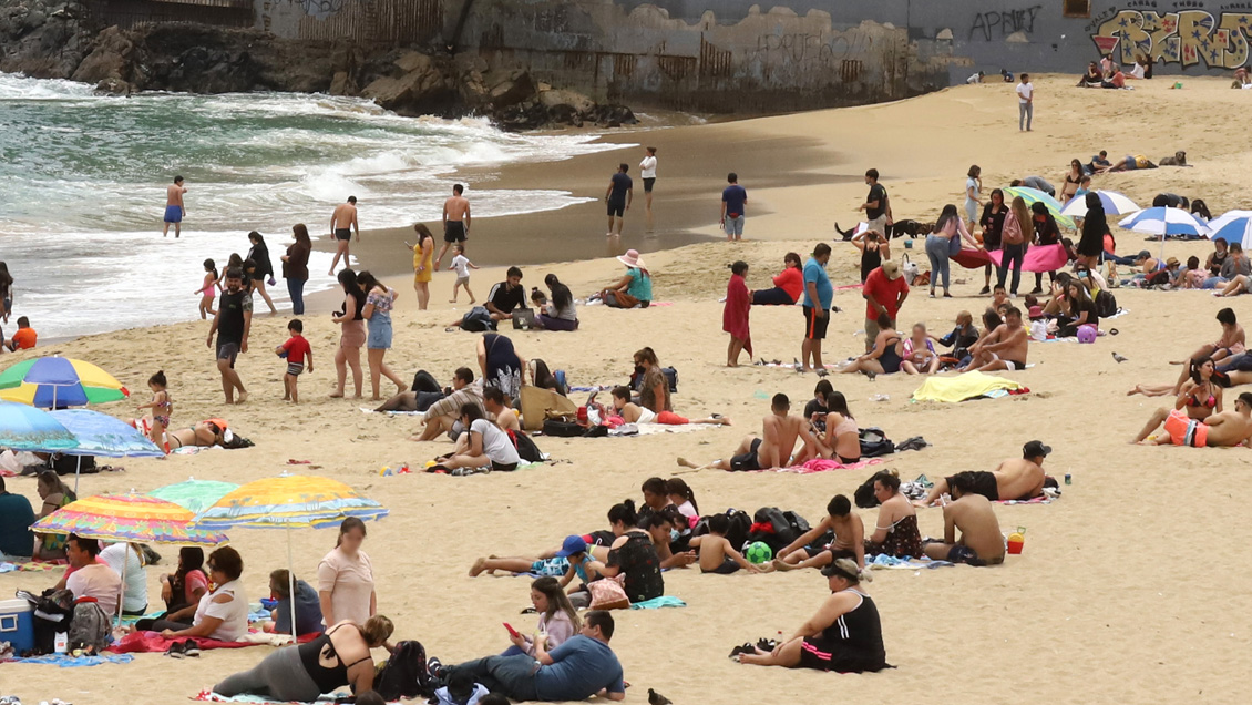 Autoridades de Valparaíso cursaron más de 400 sumarios sanitarios este fin de semana