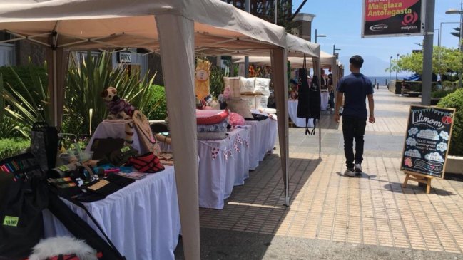 Municipio de Antofagasta y emprendedores organizan espacios para ferias navideñas