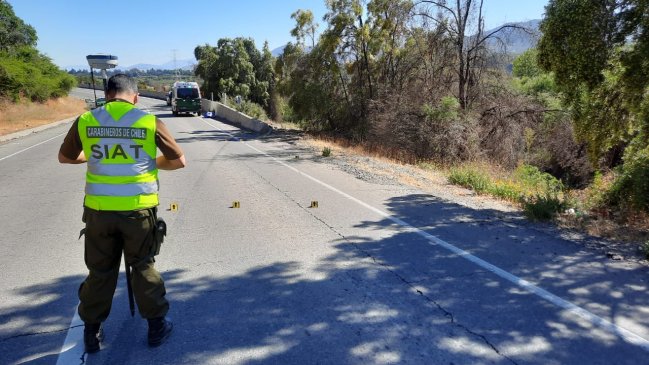 Conductor falleció tras desbarrancar auto en Ruta del Ácido