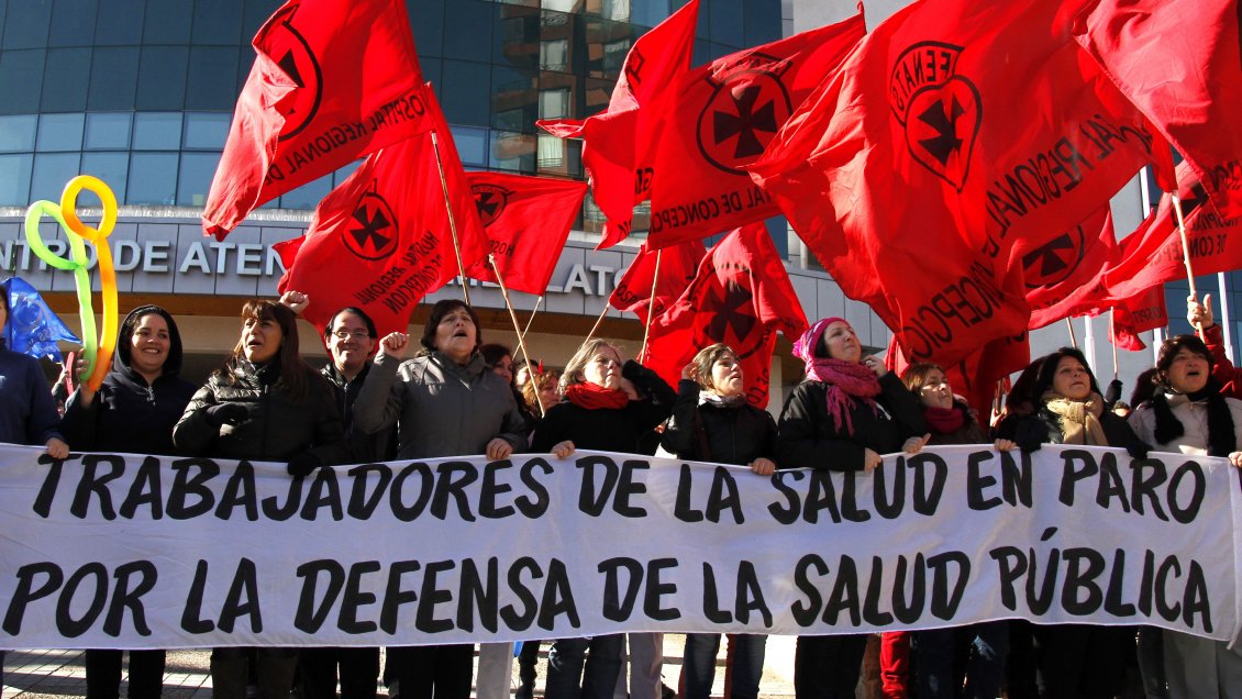 Funcionarios de la salud inician un paro indefinido este lunes