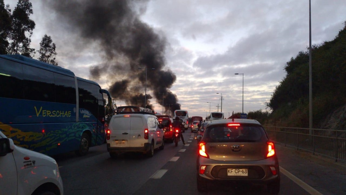 Comerciantes de Coronel y Lota advierten que seguirán manifestándose hasta que se levante la cuarentena