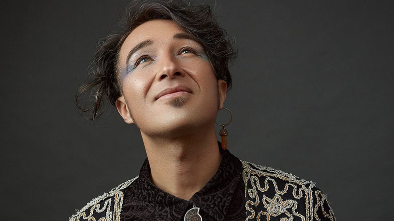 Chinoy anuncia su primer disco en cinco años y estrena nuevo single