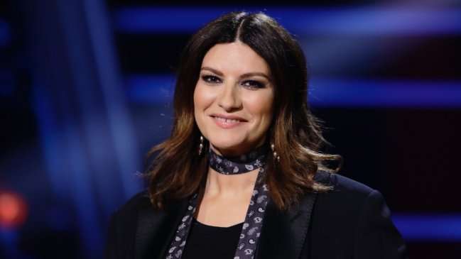 Laura Pausini critica la cobertura de la despedida de Maradona