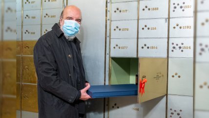  Para la eternidad: Zurita dejó una parte de 