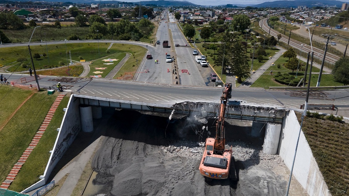 Talcahuano: En dos semanas más debería estar instalado el puente mecano que suplirá al Perales