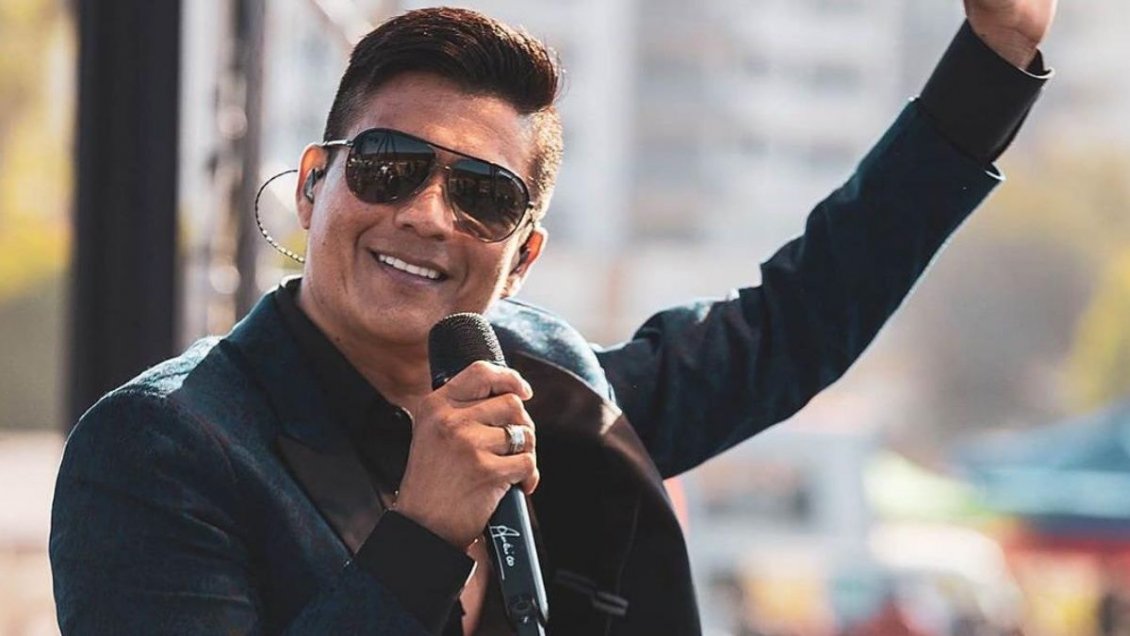 Américo encabeza celebración virtual de Año Nuevo