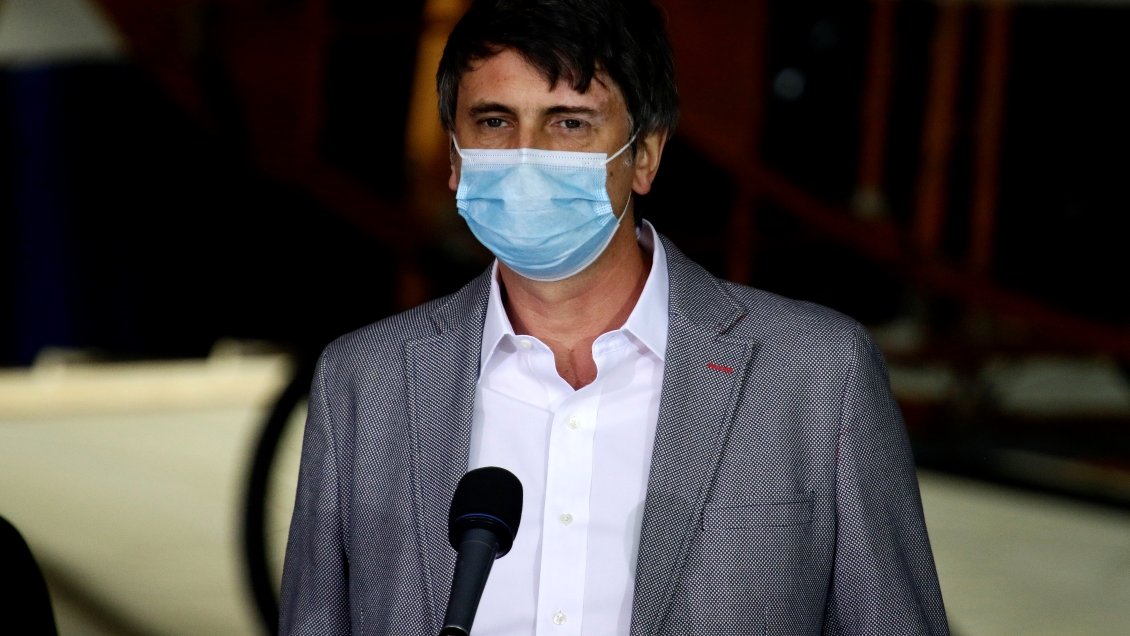 Ministro Couve: Tenemos que prepararnos para una segunda ola sin vacuna