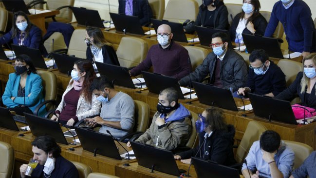 ¿Por qué está en crisis el Frente Amplio?