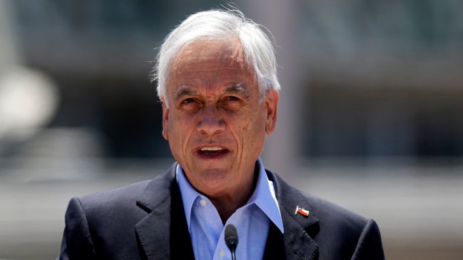 Colegio Médico criticó paseo de Piñera sin mascarilla en Cachagua: 