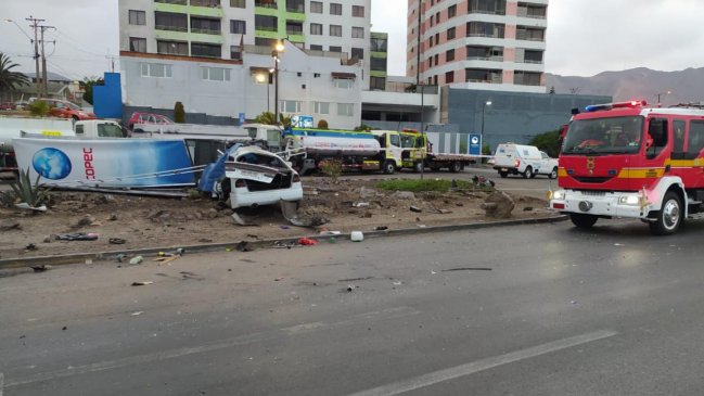 Jóvenes padres mueren en accidente en Antofagasta: Tenían tres hijos pequeños