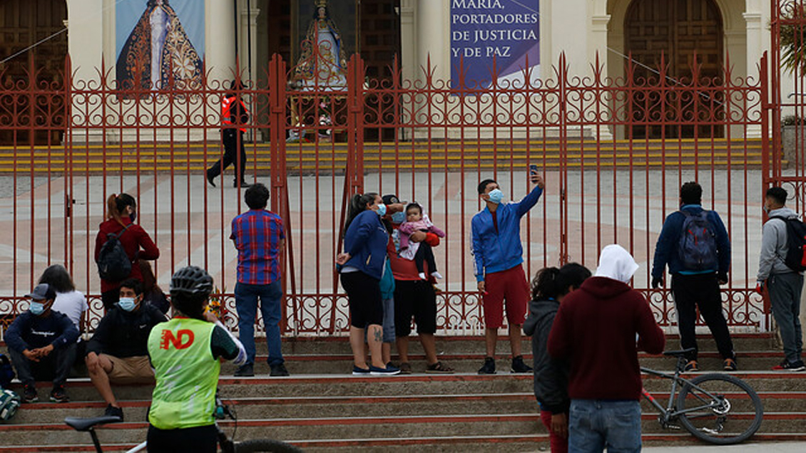 Pese a la prohibición y las restricciones, 3.000 peregrinos llegaron al Santuario de Lo Vásquez