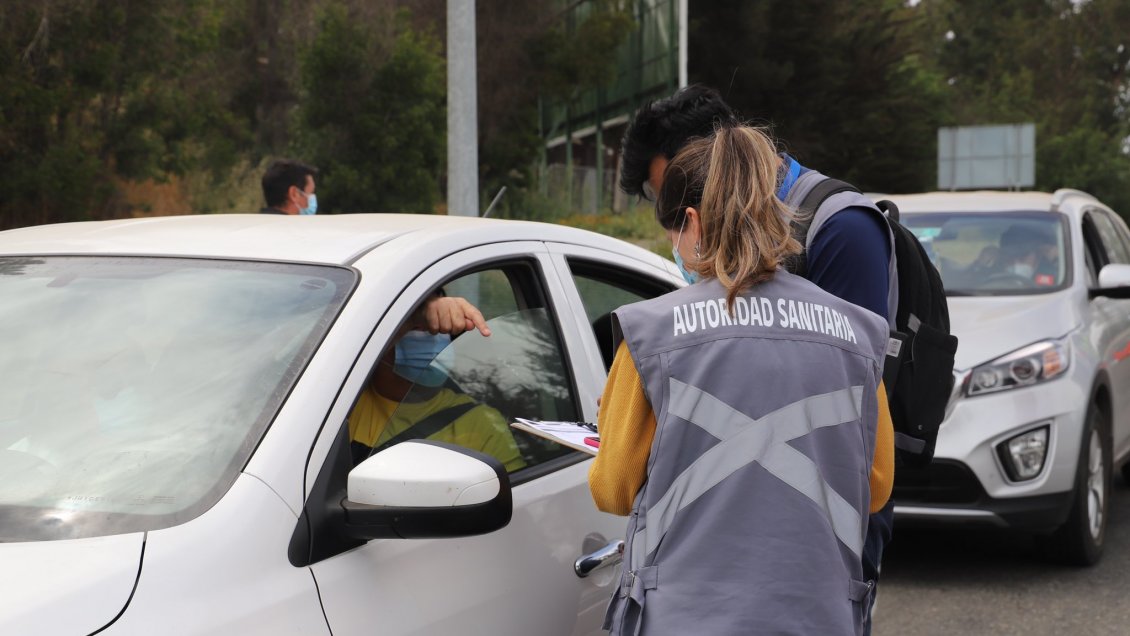 Más de 3.800 vehículos fueron devueltos de Valparaíso a Santiago este jueves