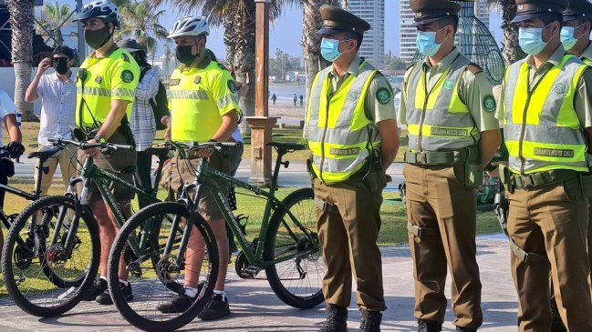 Carabineros aumentó su dotación en Iquique para los meses de verano