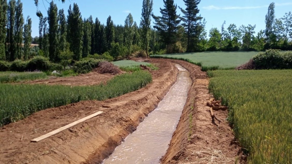 CNR y BancoEstado promueven crédito blando para tecnificación del riego entre agricultores de Ñuble