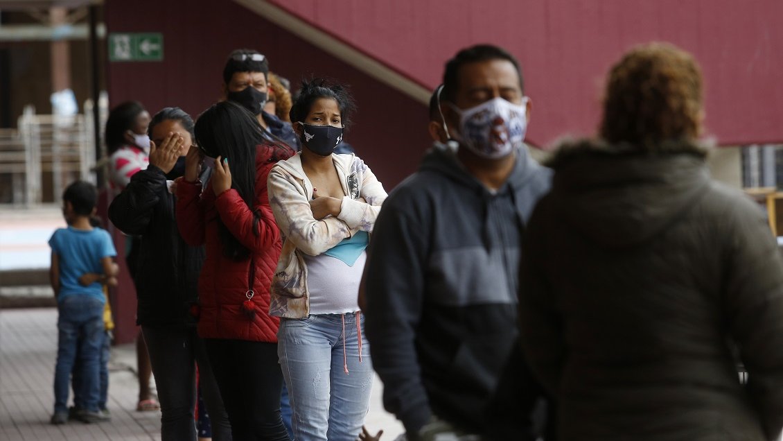 Alcalde de Iquique pidió devolución de colegios utilizados como albergues para migrantes