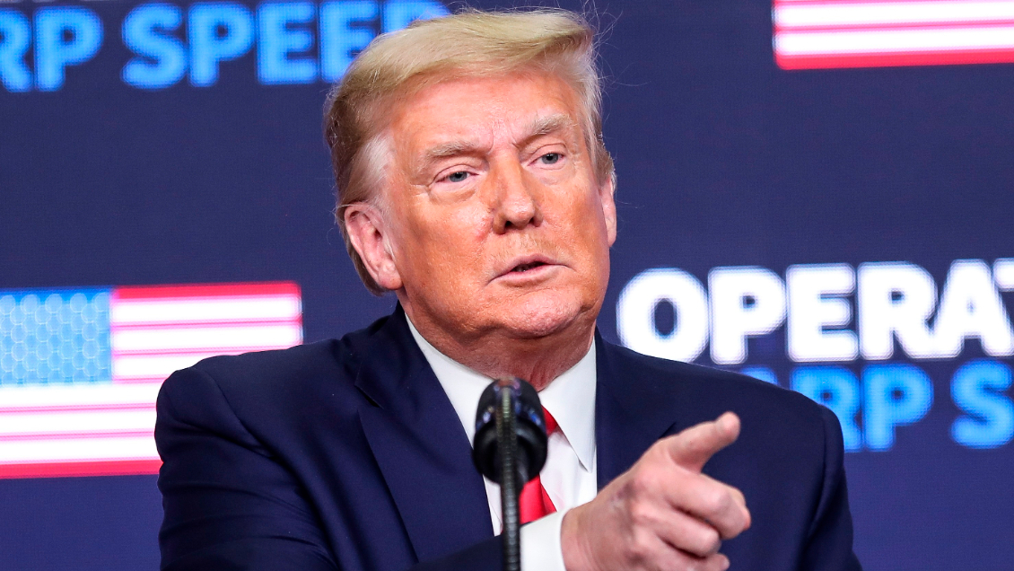 Trump dice que vacuna de Moderna está aprobada, pese a que no ha sido confirmada por la FDA