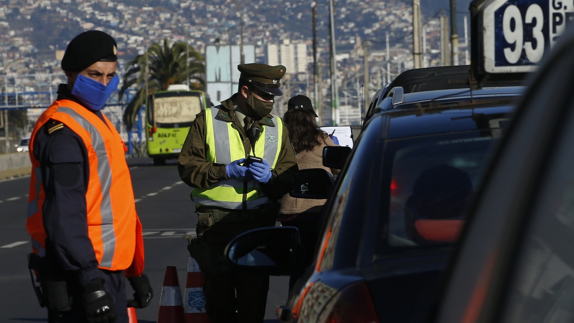 Al menos 83 mil vehículos han salido de la RM desde este viernes