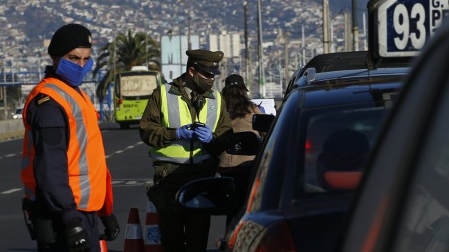 Al menos 83 mil vehículos han salido de la RM desde este viernes