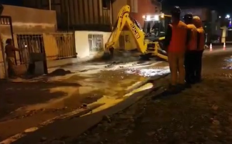 Rotura de tubería provocó inundación de seis casas en Antofagasta