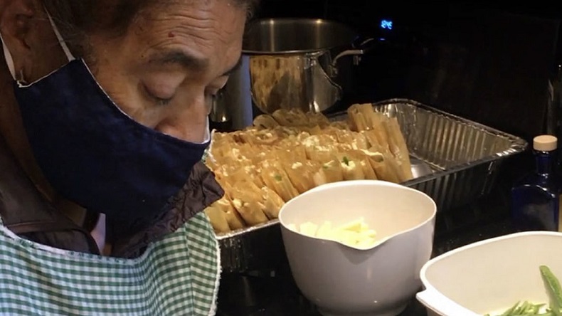 Abuela cocinó 800 almuerzos para personal de salud que la salvó del Covid-19